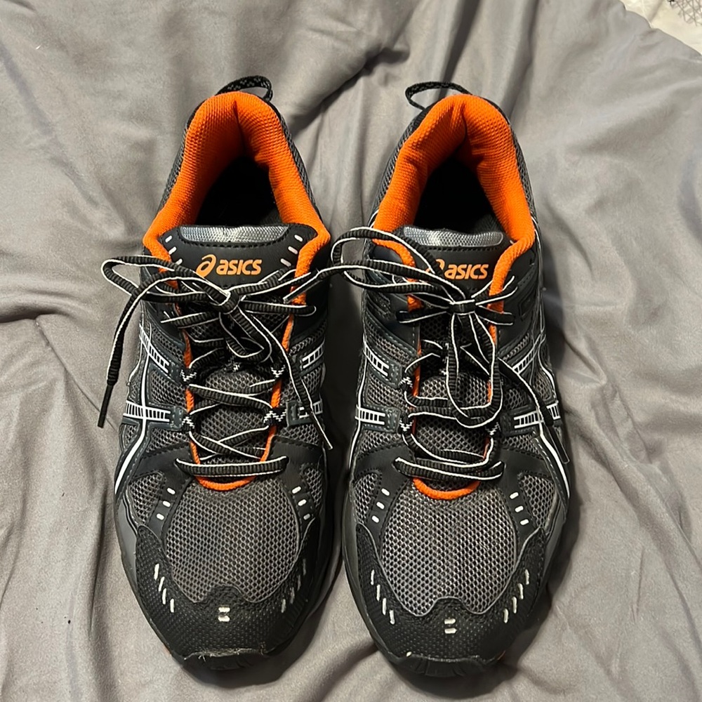 Mens Asics size 10